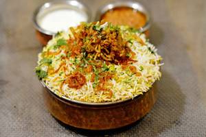 Chicken Biryani Dum Rice With Fry Piece [Family Pack]