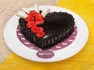 Chocolate Heart Shape Cake [450 Gms]