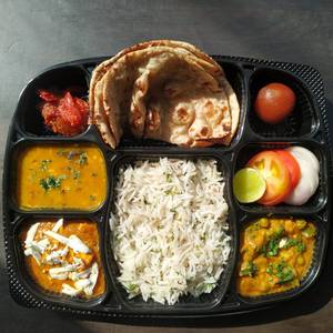 Shahi Punjabi Thali