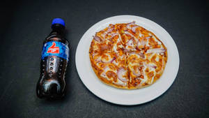 Onion Pizza + Cold beverage          
