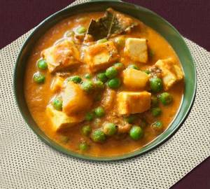 Aloo Matter Paneer