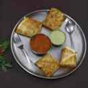 Rawa Butter Onion Masala Dosa