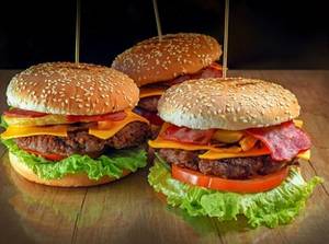 Uncle Louie's Speicial Burger