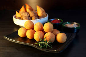 Classic Cheese Balls 