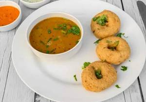Vada [4 Pcs]
