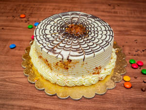 Butterscotch Fantasy Cake (Half kg)