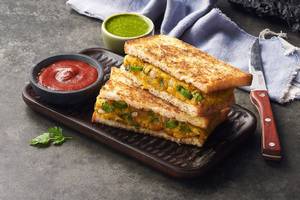 Tandoori Aloo Sandwich