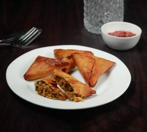 Chicken Samosa (4 pcs)