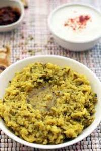 Moong Dal Khichdi + Dahi ( full ) 500 ,ml