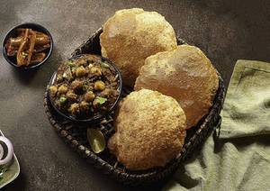 Chole Poori