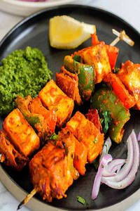 Tandoori Paneer Tikka Lahsuni 6 Piece