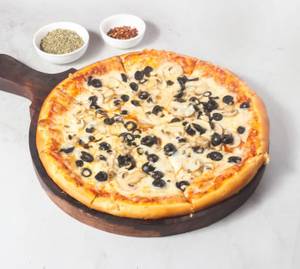 Black Olives Pizza