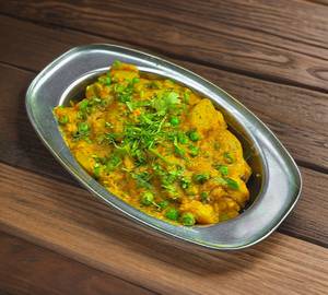 Aloo Mutter Gravy