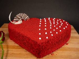 Redvelvet Heart Shape Cake                                                   