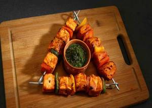 Achari Paneer Tikka