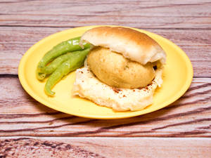 Butter Vada Pav