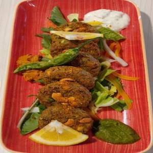 Kaju Mutter Ki Tikki 