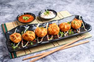 Fried Veg Momos (6 Pcs)