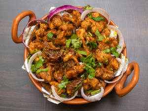 Boneless chicken manchurian
