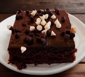 Choco chips brownie