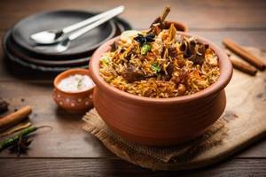 Hyderabadi Mutton Dum Biriyani [regular]