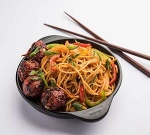 Veg Manchurian Noodles