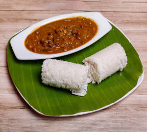 Puttu + Kadala Curry