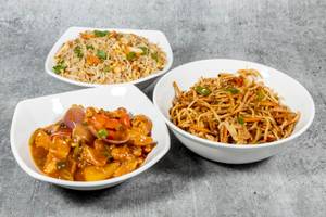 Karma Chilli Chicken With Fried Rice / Hakka Noodles