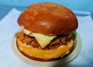 Jumbo Chicken Cheese Premium Burger
