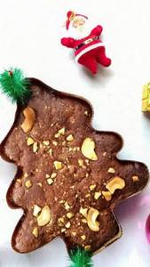 Tree Plum Cake 270 Gms