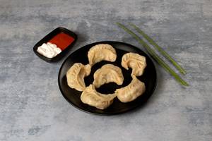 Veg Steam Momos (6 Pcs)
