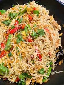 Singapore Noodles Chicken