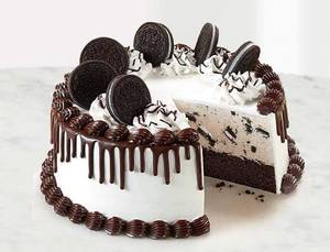 Eggless Oreo Chocolate Cakes