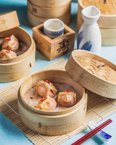 Sriracha Chicken Dumpling