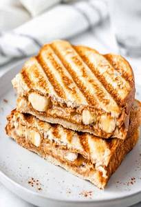 Peanut Butter Banana Sandwich