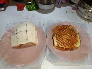 Sada Sandwich + Masala Toast Sandwich