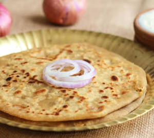 Aloo Pyaz Paratha