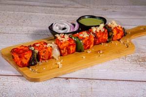 Garlic paneer tikka