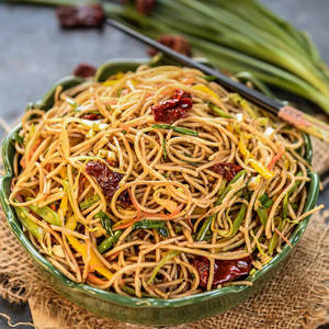 Veg Chili Garlic Noodles