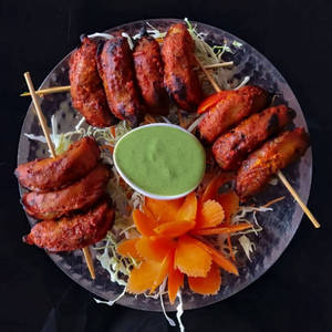 Veg Tandoori Momos (6 Pcs)