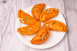 Desi Ghee Mava Gujiya 200gm