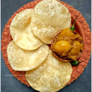 Luchi Meal