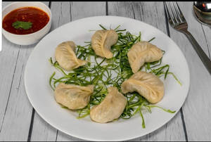 Veg Steam Momos (6 Pcs)