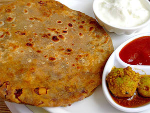 Crispy Onion Paratha(2pc's)