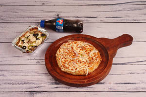 Onion + White Sauce Pasta (1 + cold drink 200 ml)