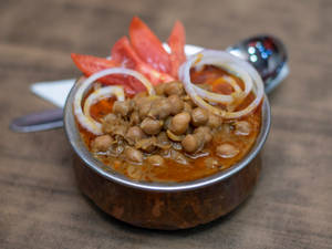Chole