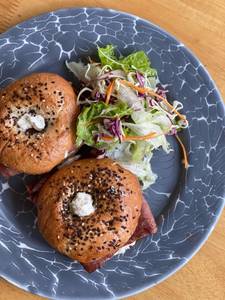 Haggel The Bagel