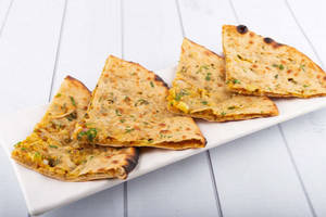 Stuffed Onion Kulcha