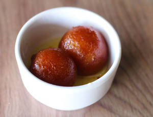 GULAB JAMUN.