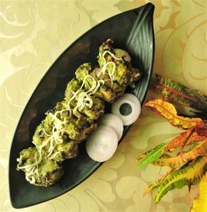 Murgh Shahi Roll
